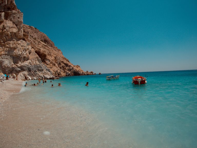 Αεροπορικά εισιτήρια για Ικαρία