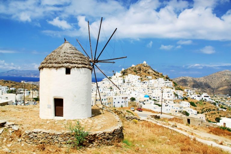 Ίος: Το νησί που θέλει να κλέψει τη δόξα της Σαντορίνης!