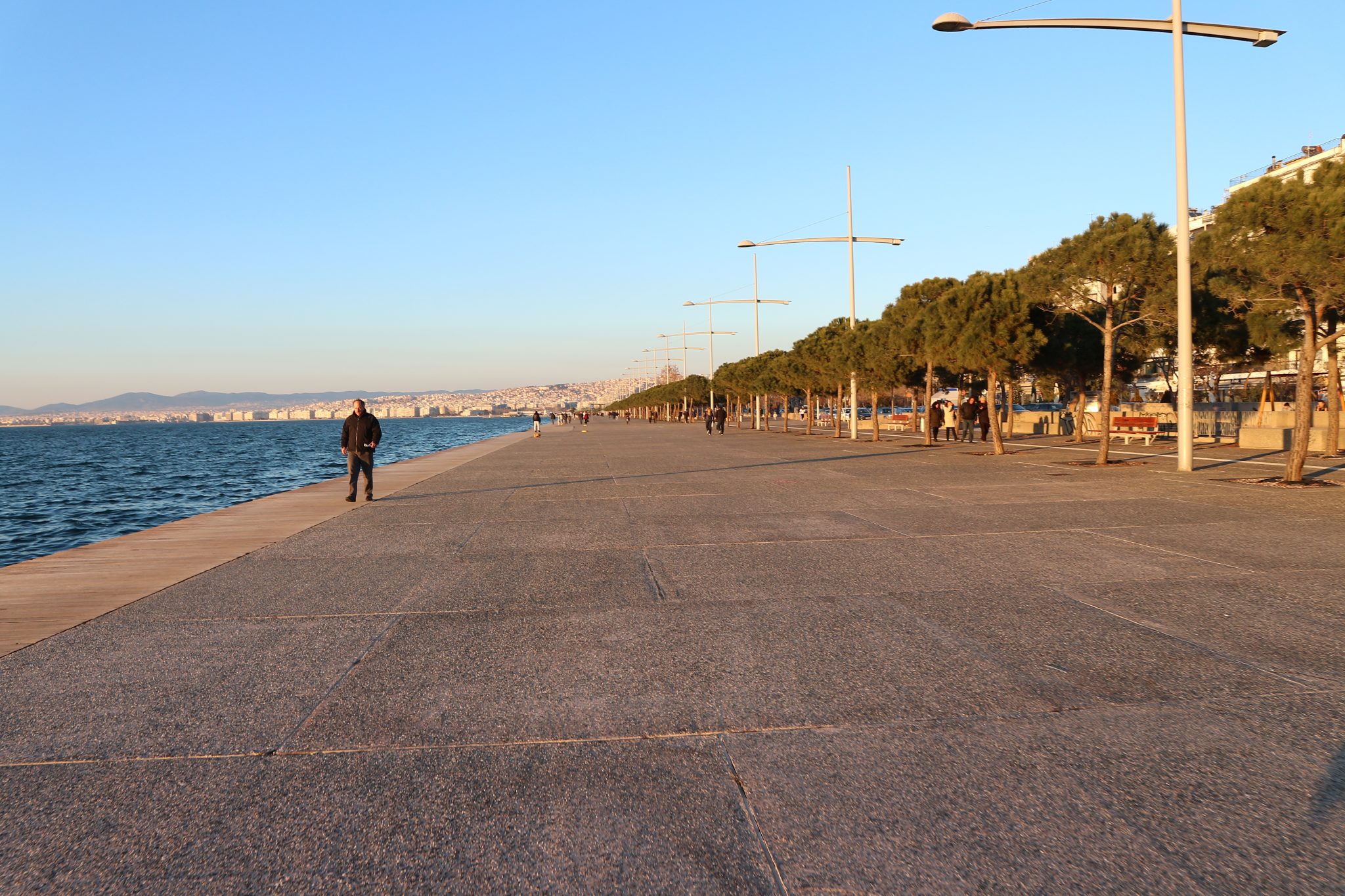 nea paralia thessalonikis