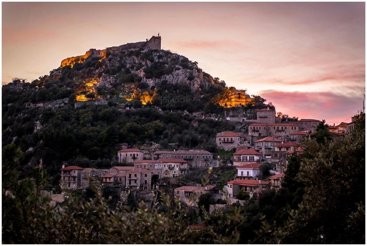 καρυτσαινα