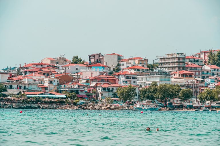 Επιλογές από φθηνά δωμάτια στη Χαλκιδική στο δεύτερο πόδι!