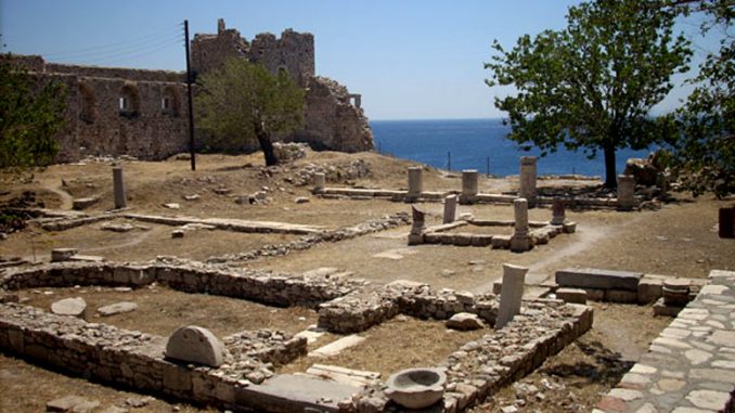 Samos arxaiologikos xwros