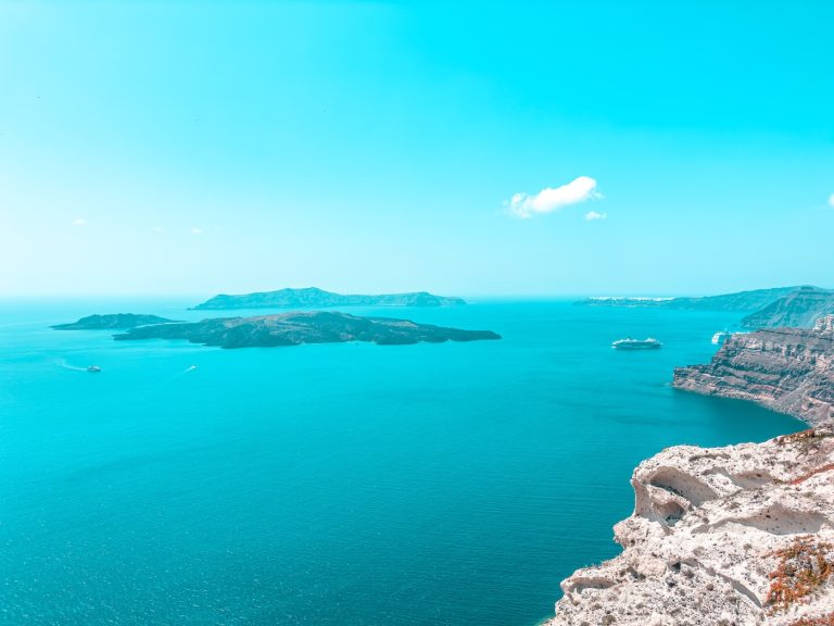 που να μεινω σαντορινη