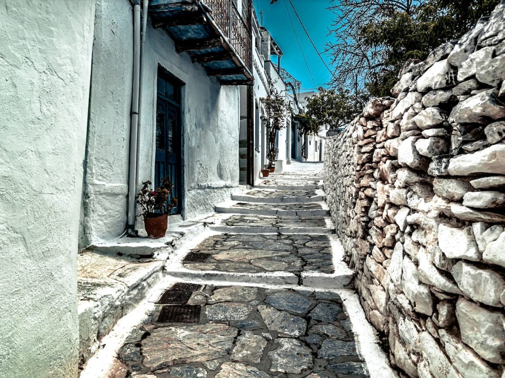 σοκάκια χώρας αμοργού